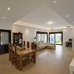 In Walking Distance To Amenities Tatil Evi *