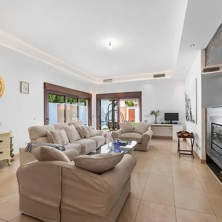 In Walking Distance To Amenities Marbella