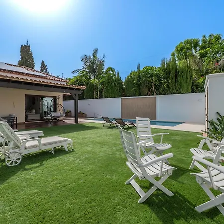 In Walking Distance To Amenities Marbella