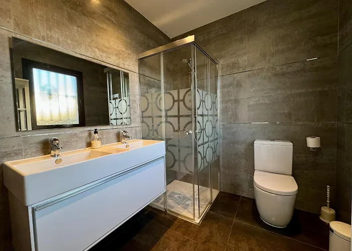 In Walking Distance To Amenities Marbella