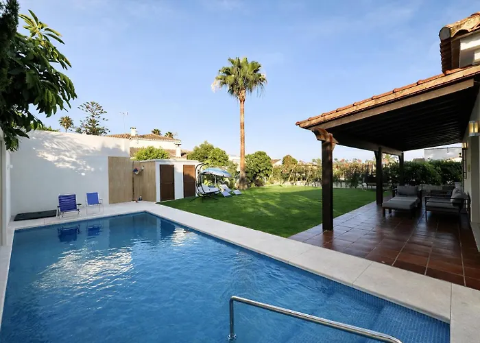 Ferienhaus In Walking Distance To Amenities Marbella